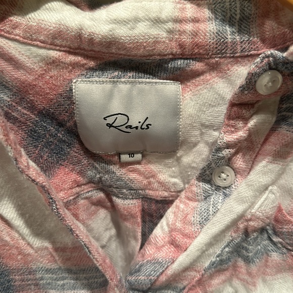 Rails Super Soft Botton Down Size 10.  Very good condition. - Picture 3 of 4